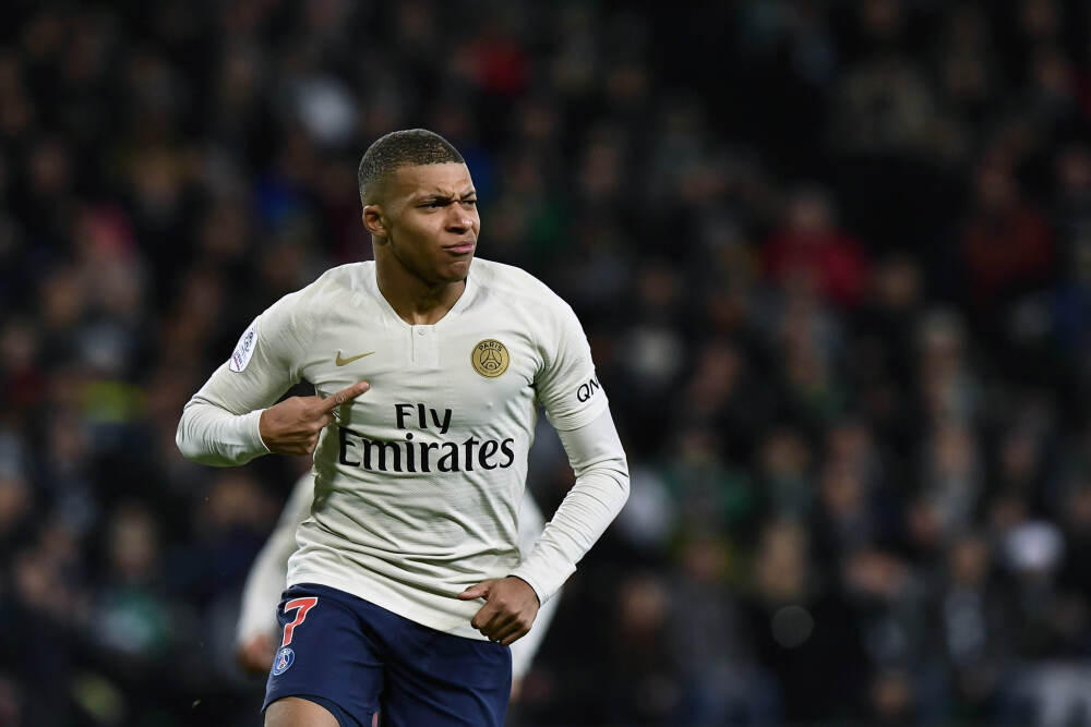 以体育人，助学生划好人生“每一桨”